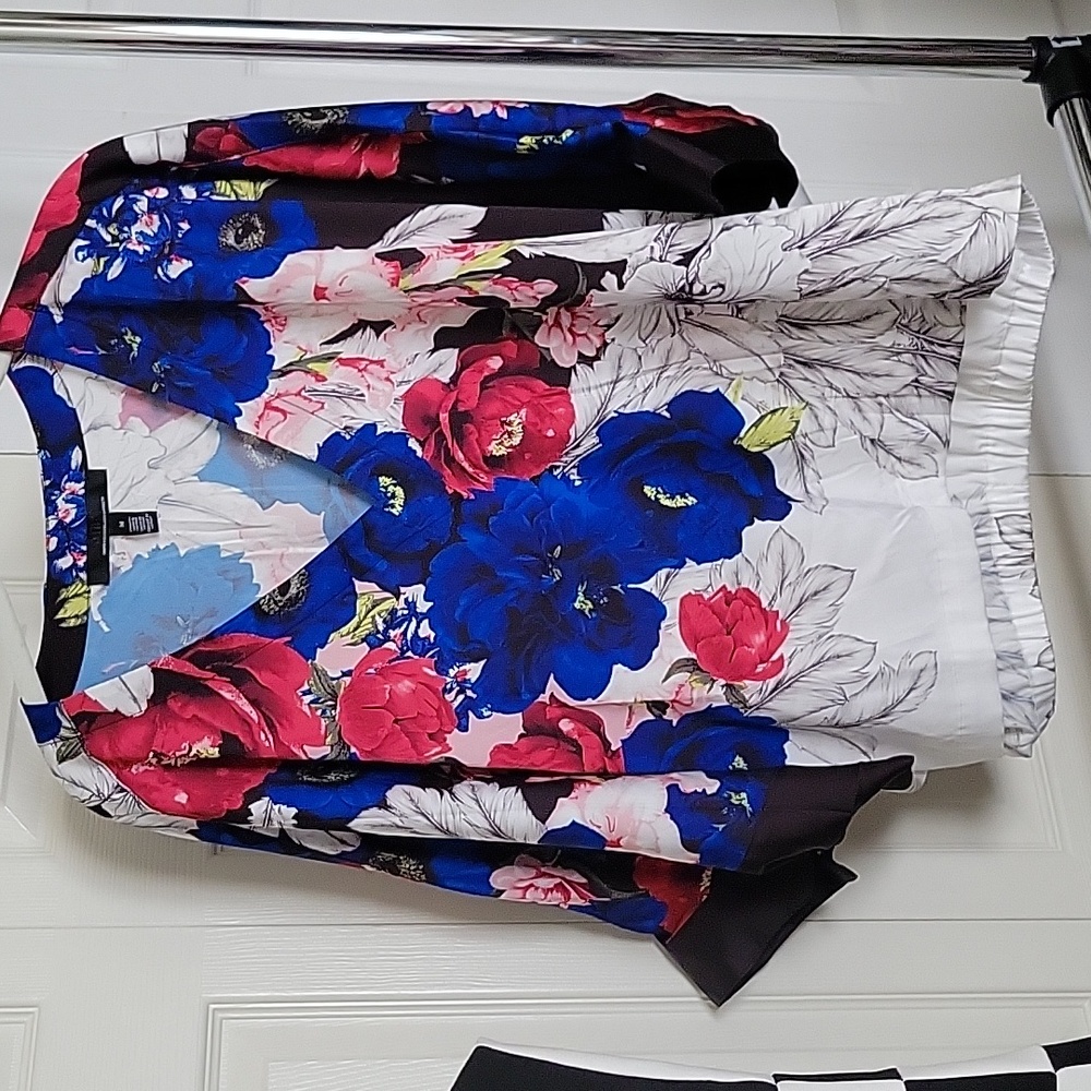 WHBM floral top